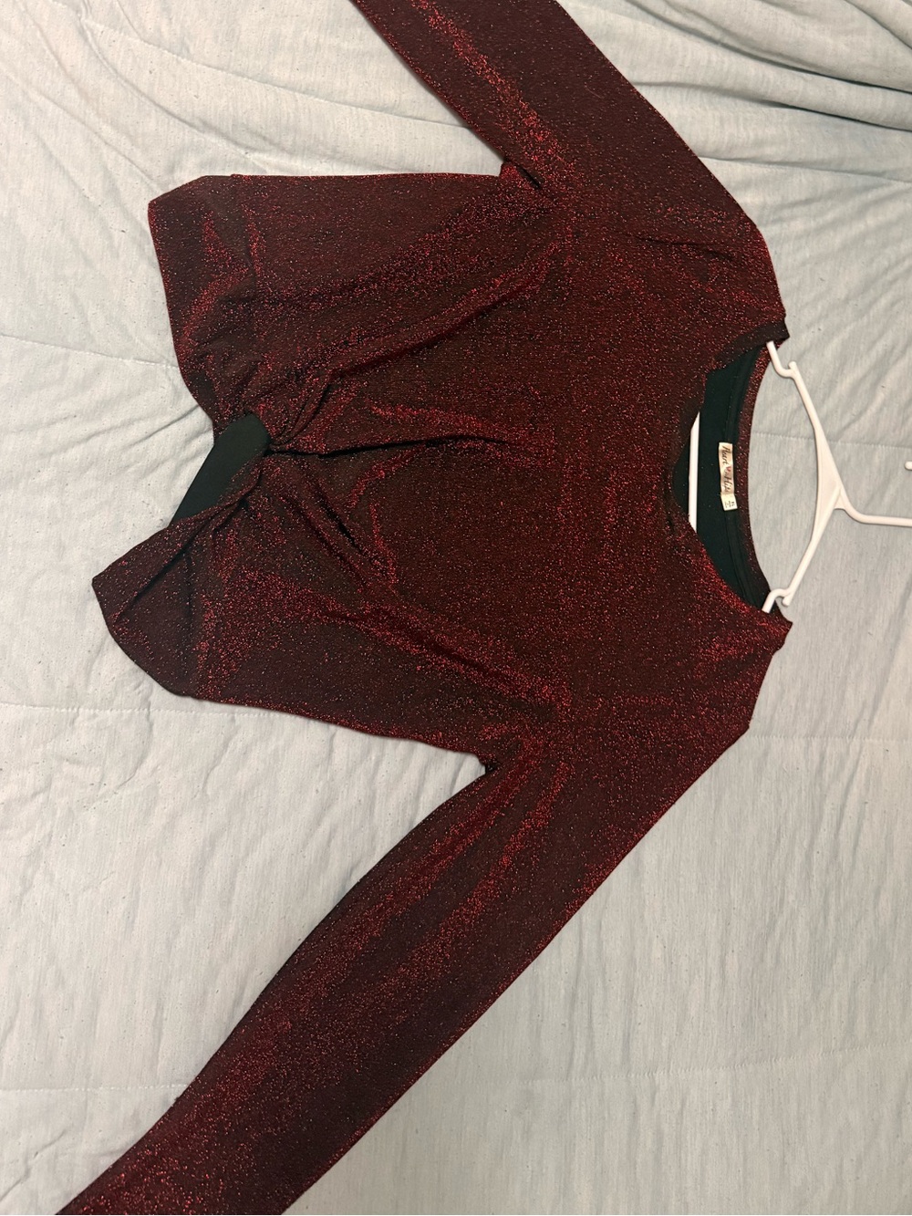 Heart Hips Sparkling Wine-Red Knot Front Crop Top